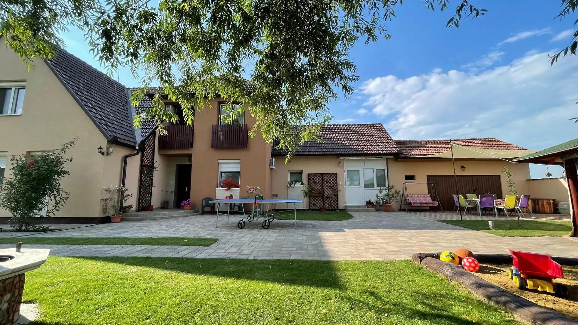 Linett Apartman Hajdúszoboszló Apartament